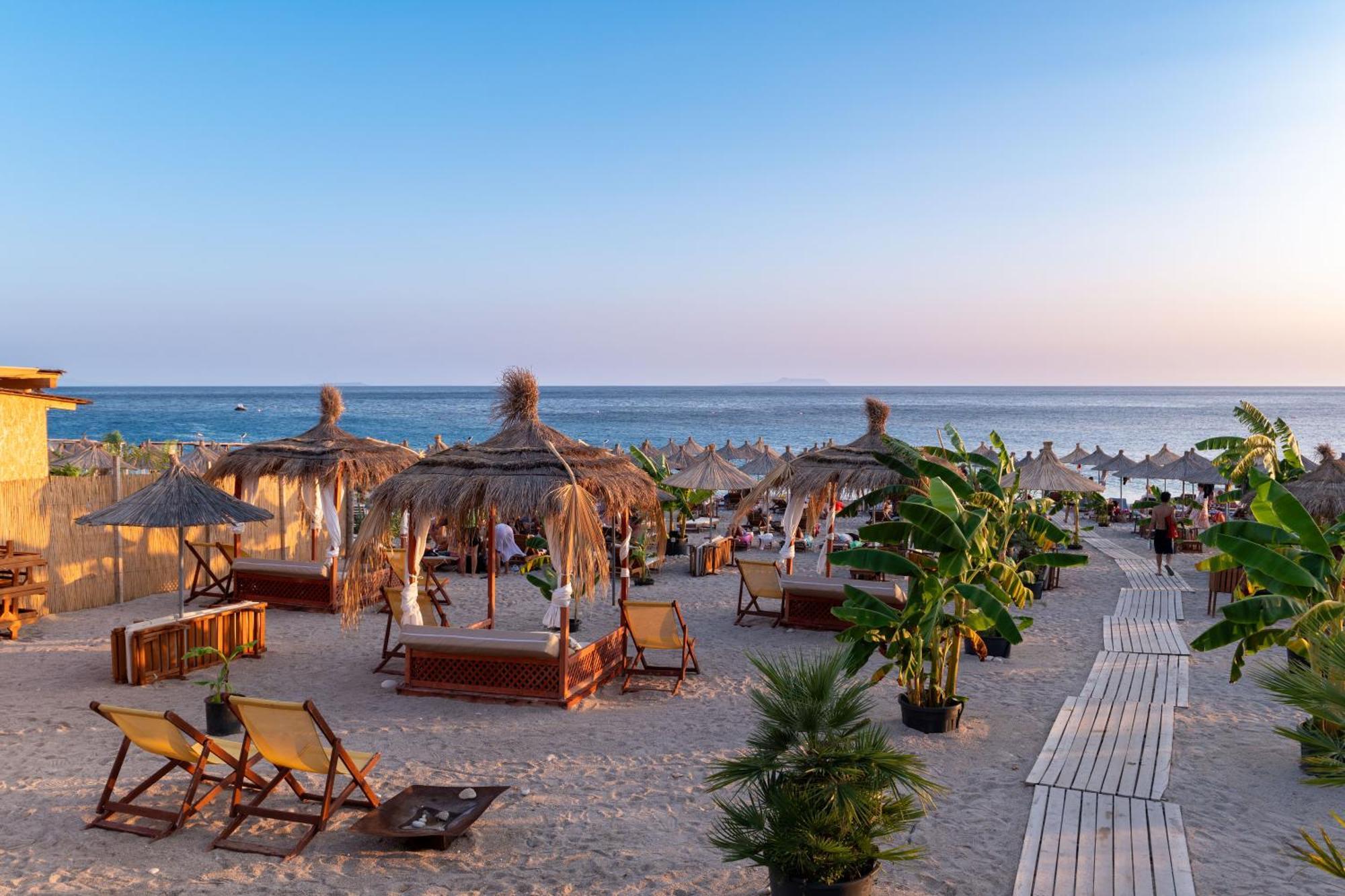 Domi Beach Valley เดอร์มี ภายนอก รูปภาพ